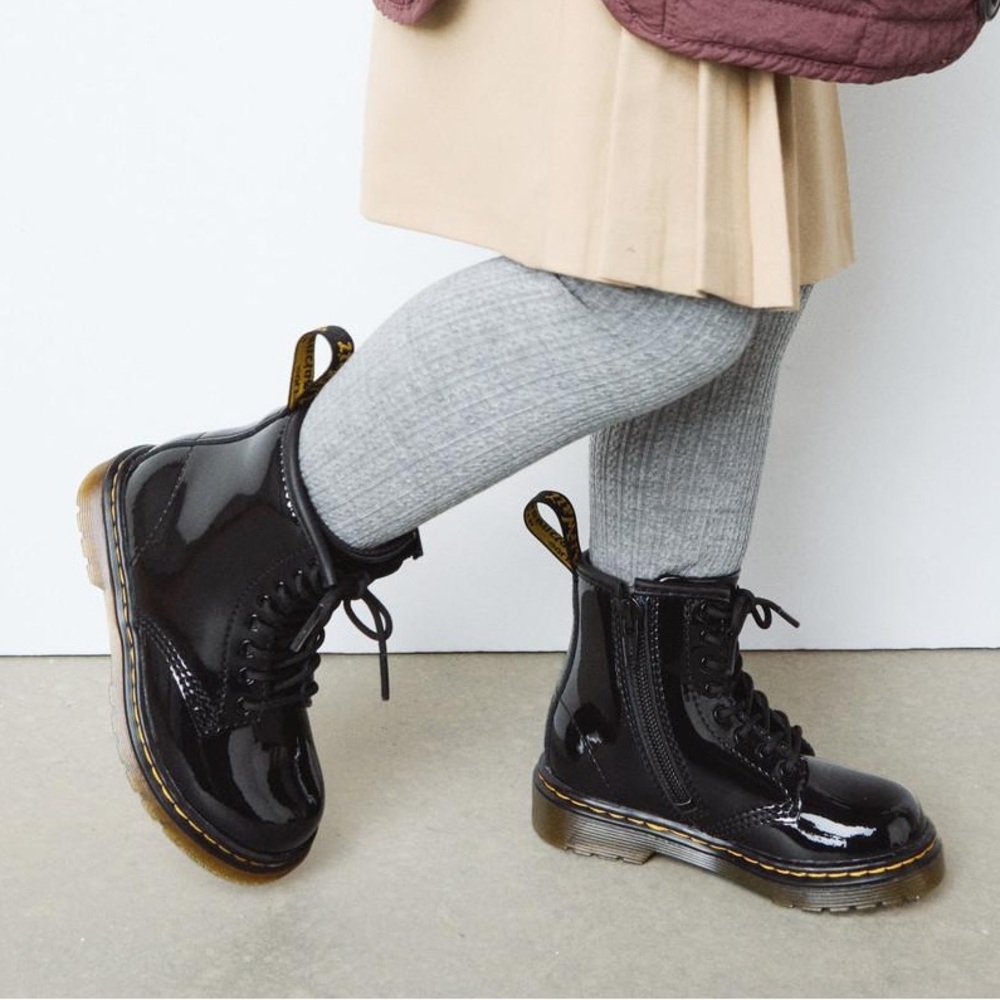 Dr. Martens Patent Leather Black Boots sz 9 toddler New